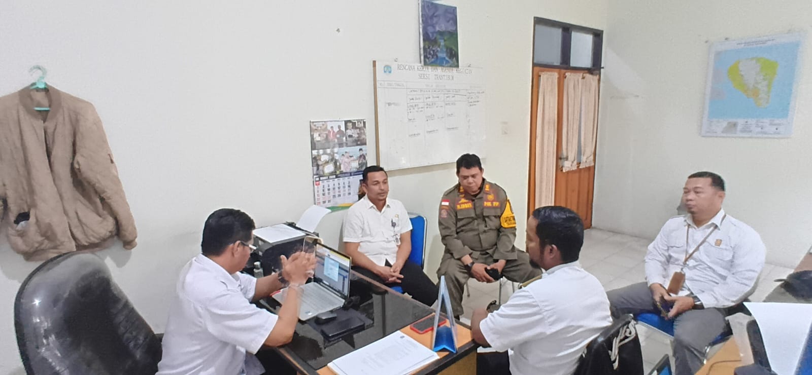 Koordinasi Penataan dan Penertiban PKL dan Bangunan Liar Yang Berdiri Di Atas Lahan Milik Jalan